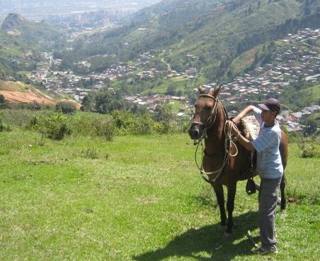 Horseback riding in Guarne