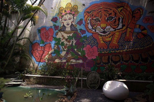 El jardín es una de las partes más bonitas de Urban Buddha.