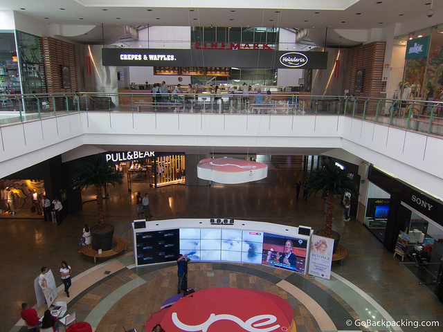 Inside El Tesoro