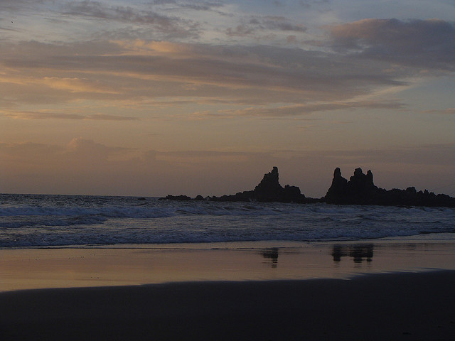 Cliffs at Arambol Beach Cliffs at Arambol Beach