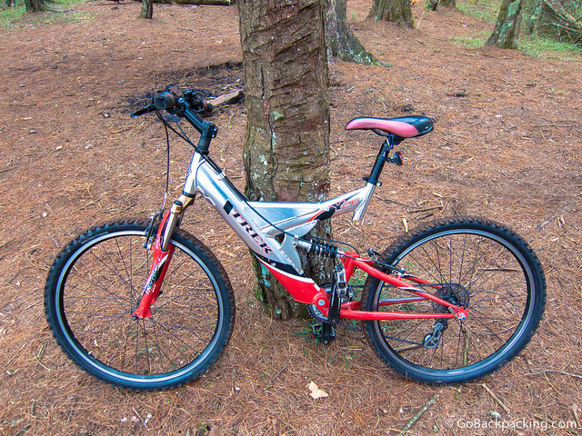 Full suspension Trek mountain bike Full suspension Trek mountain bike