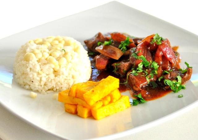 Lots of good food to choose from at Peru Mix. 