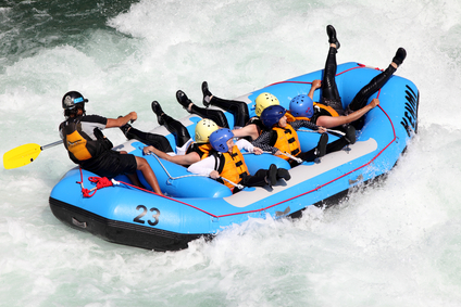 Rafting en aguas rápidas Rafting en aguas rápidas