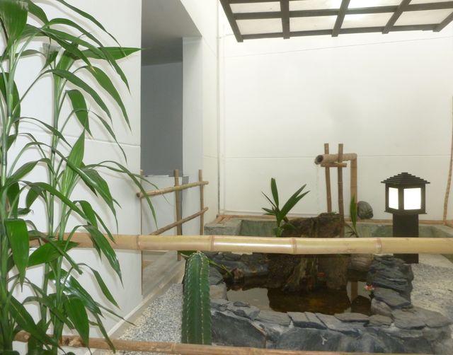 Bamboo garden The bamboo garden is a nice part of the ambience.
