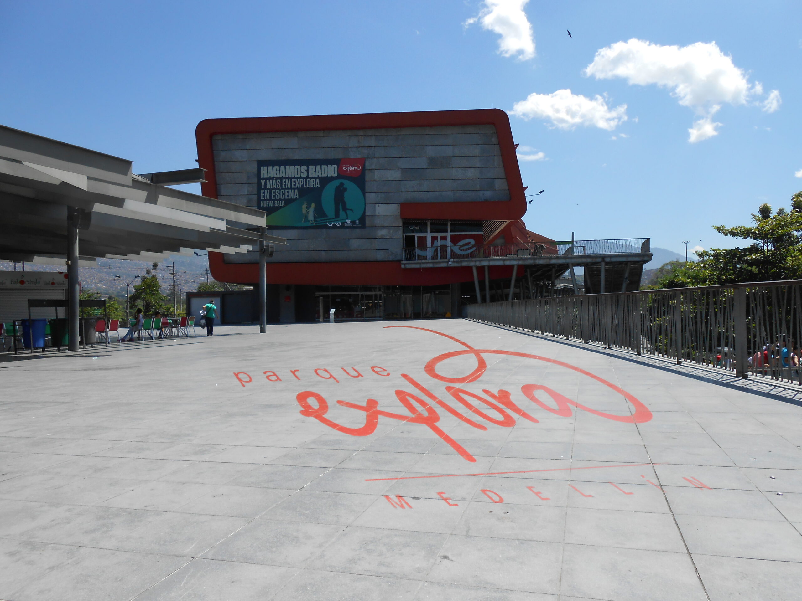 Parque Explora Parque Explora justo adelante...