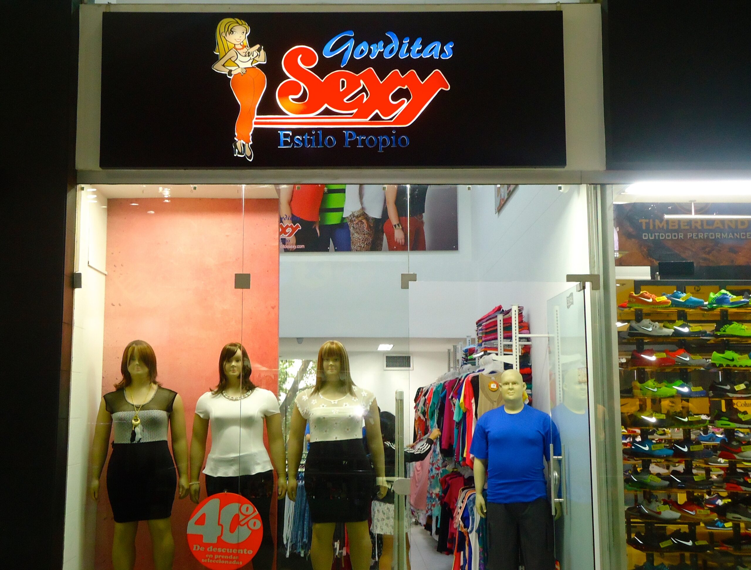 Gorditas Sexy Mayorca Shopping Mall