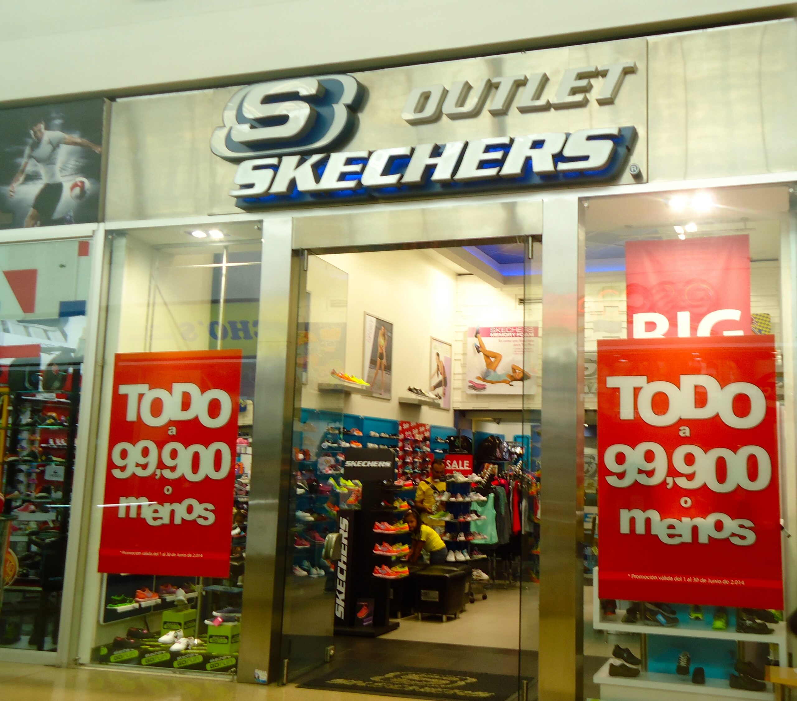 Skechers Mayorca Shopping Mall.