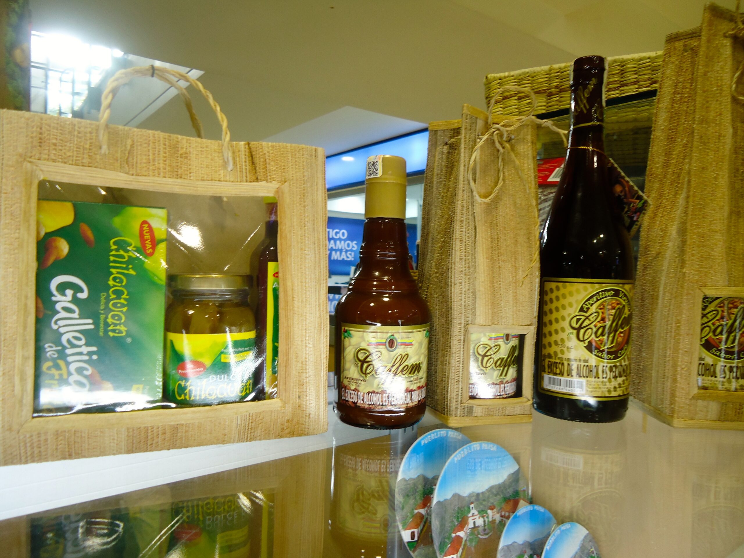 Colombian coffee and wine Mayorca Shopping Mall