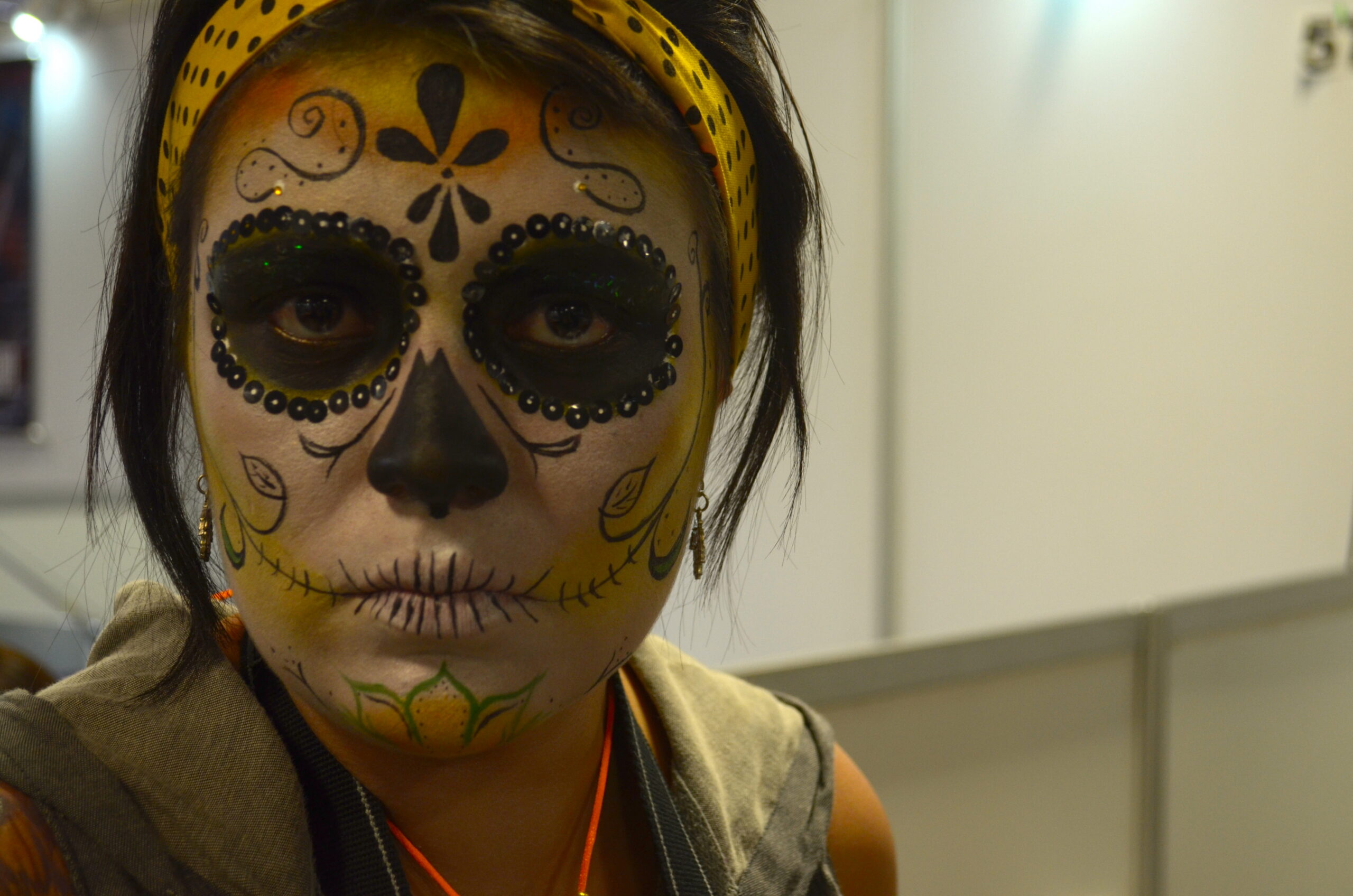 Maquillaje Maquillaje de rostro de Katrina en la exposición