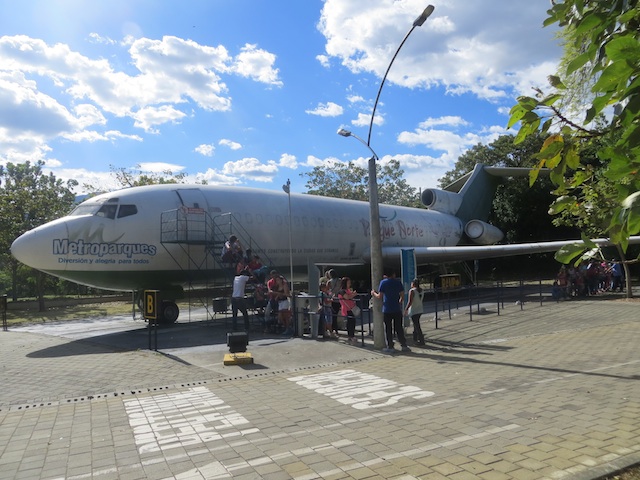 La atracción Avión en el Parque Norte