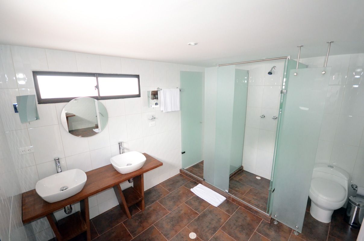Baño Nunca he visto un hostal con baños más limpios que Happy Buddha Boutique Hostel.
