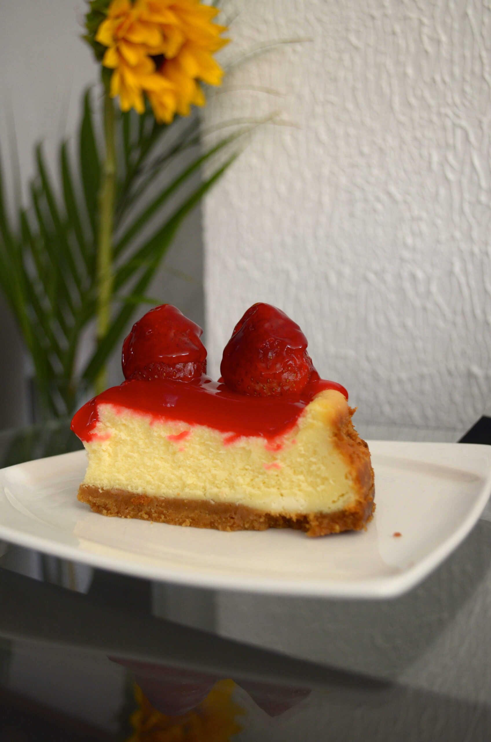 Strawberry Cheesecake BEST. CHEESECAKE. EVER! Strawberry Cheesecake 5,000 pesos ($2.65)