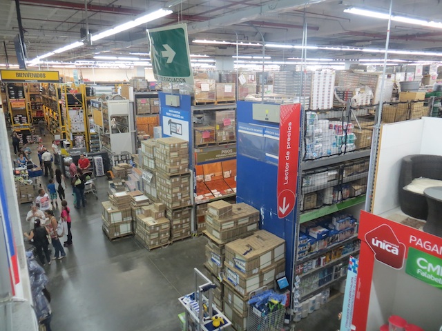 Home Center Inside HomeCenter in Los Molinos