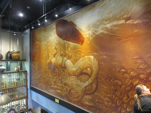 Mural Large mural – the “Starbucks Siren”