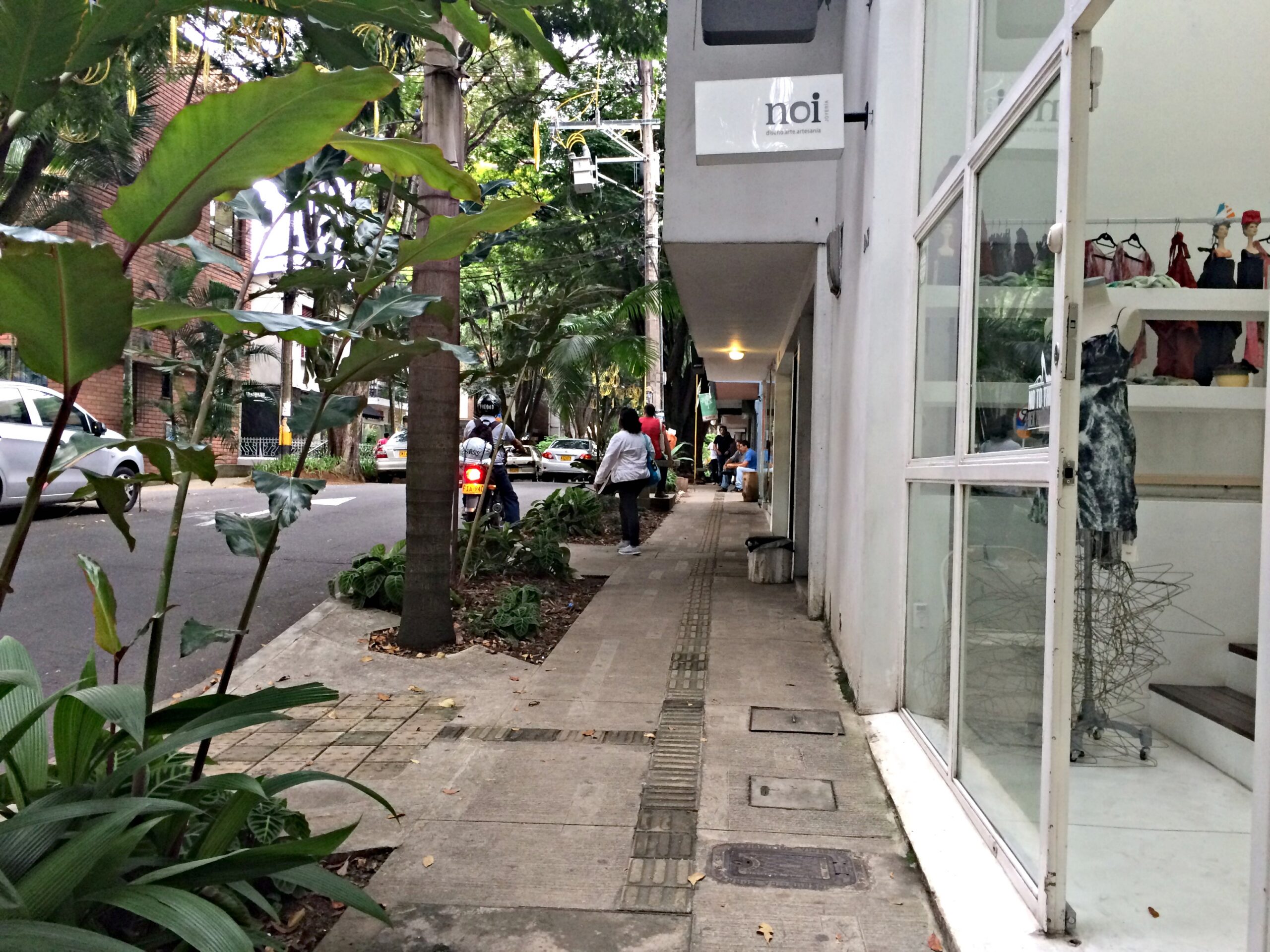 Vía Primavera, Medellín
