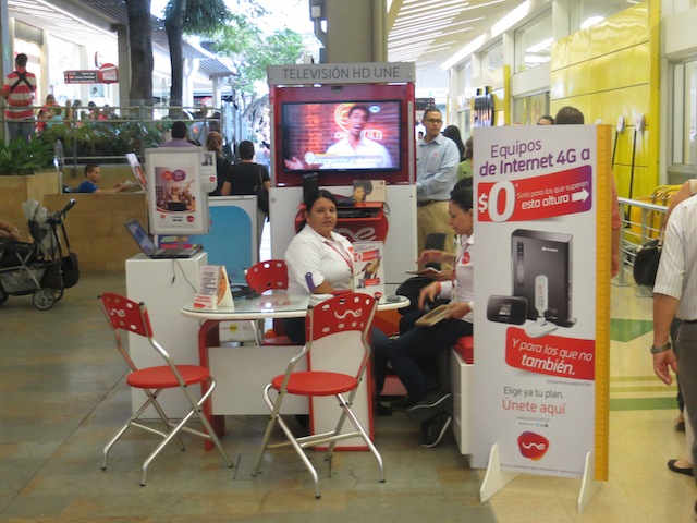 UNE Booth UNE Booth in San Diego mall