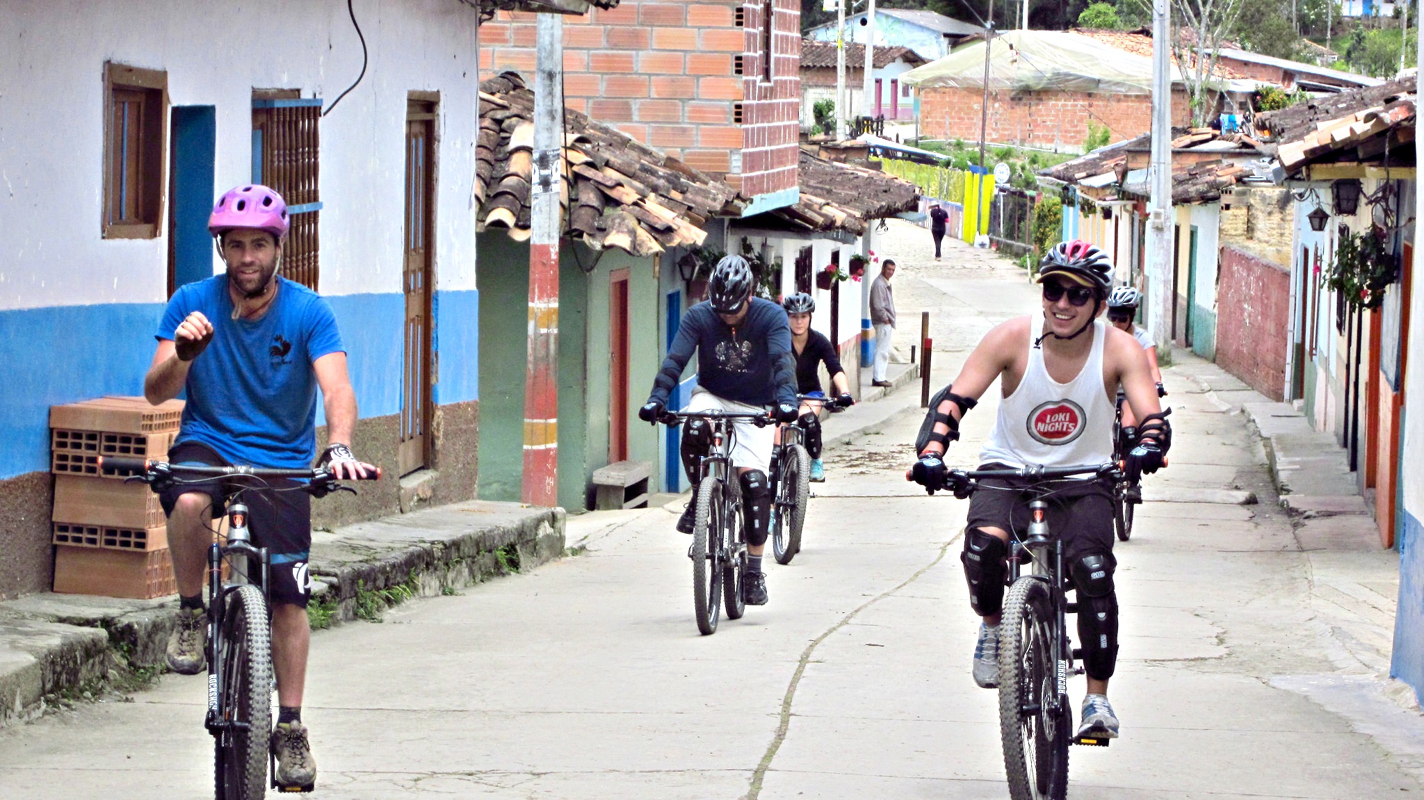 Horizontes Horizontes with Colombian Bike Junkies