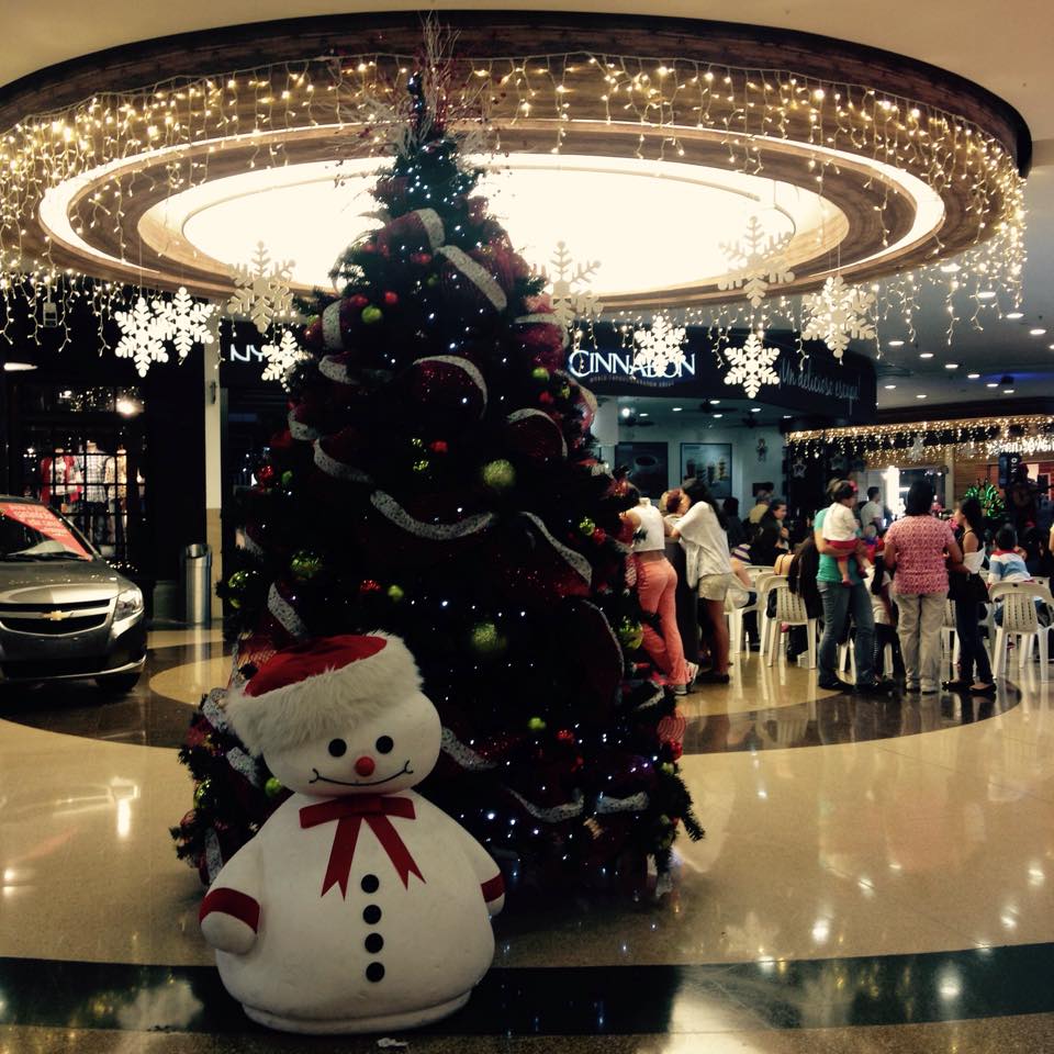 Entrance in Viva Laureles