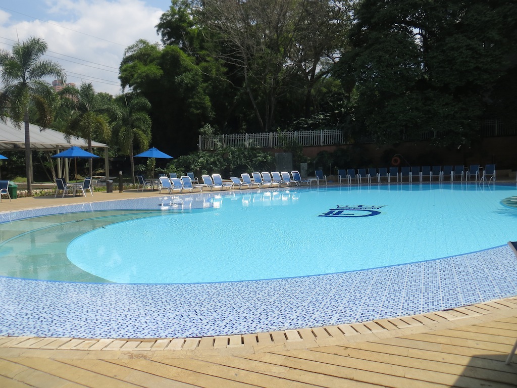 Piscina La piscina del Hotel Dann Carlton