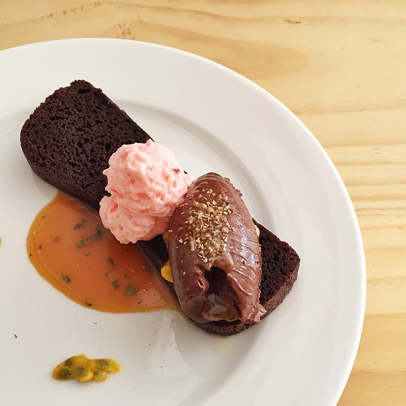 Chocolate cake
