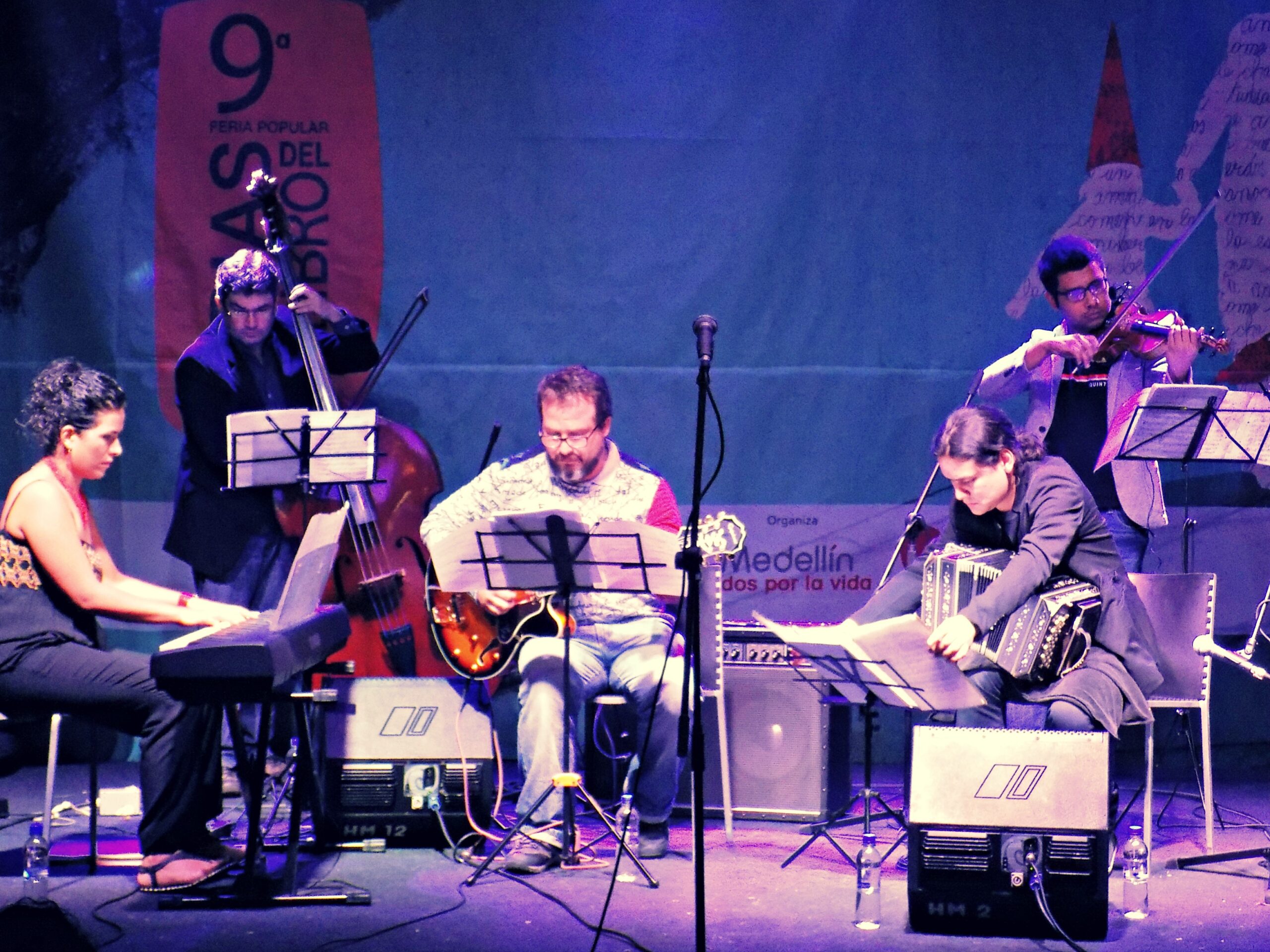 Concierto de tango durante Días del Libro