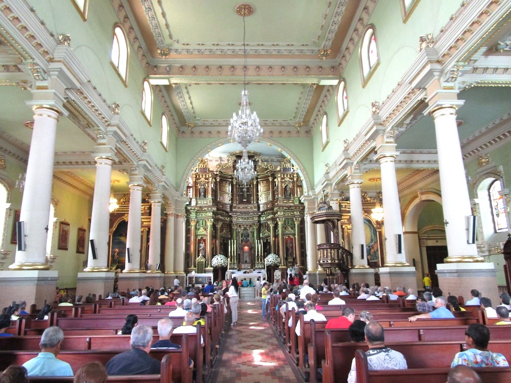 Inglesia de Santa Gertrudis The Central Nave Inside Inglesia de Santa Gertrudis