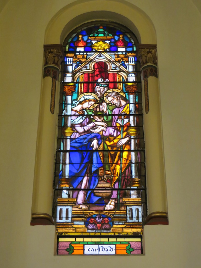 One of the stained glass windows in Iglesia San José