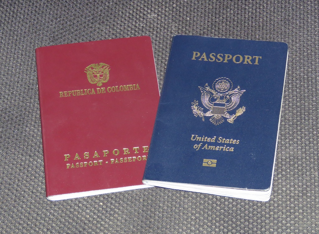 Pasaportes duales con doble ciudadanía