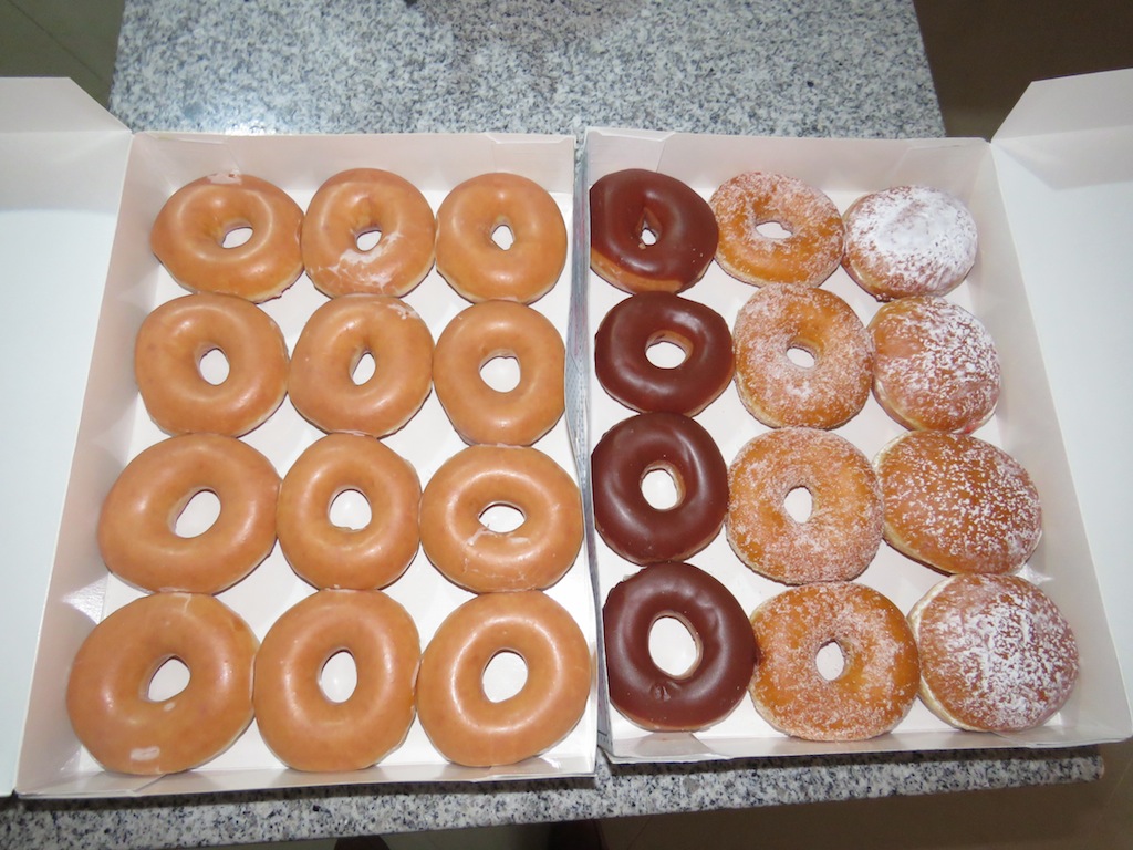 Mi pedido de dos docenas de donas frescas