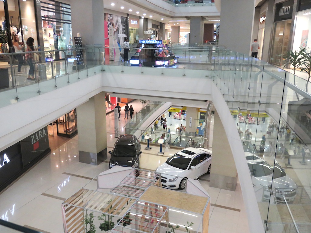 Inside Parque Arboleda mall, the best mall in Pereira