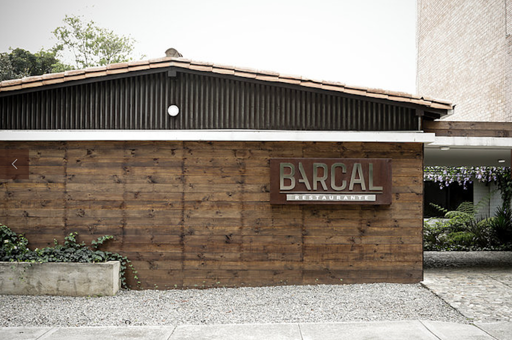 Outside Restaurante Barcal
