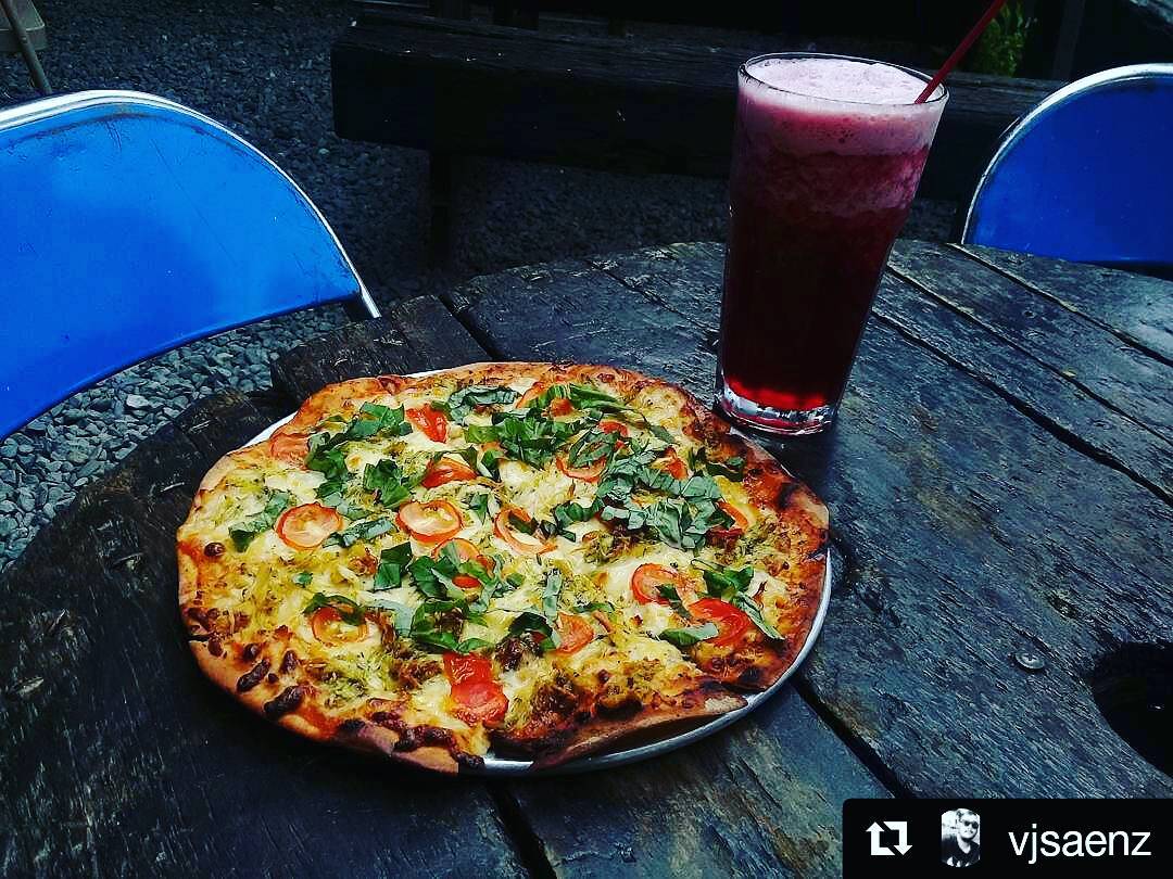 La margarita, una de seis pizzas caseras disponibles en Barrio Central
