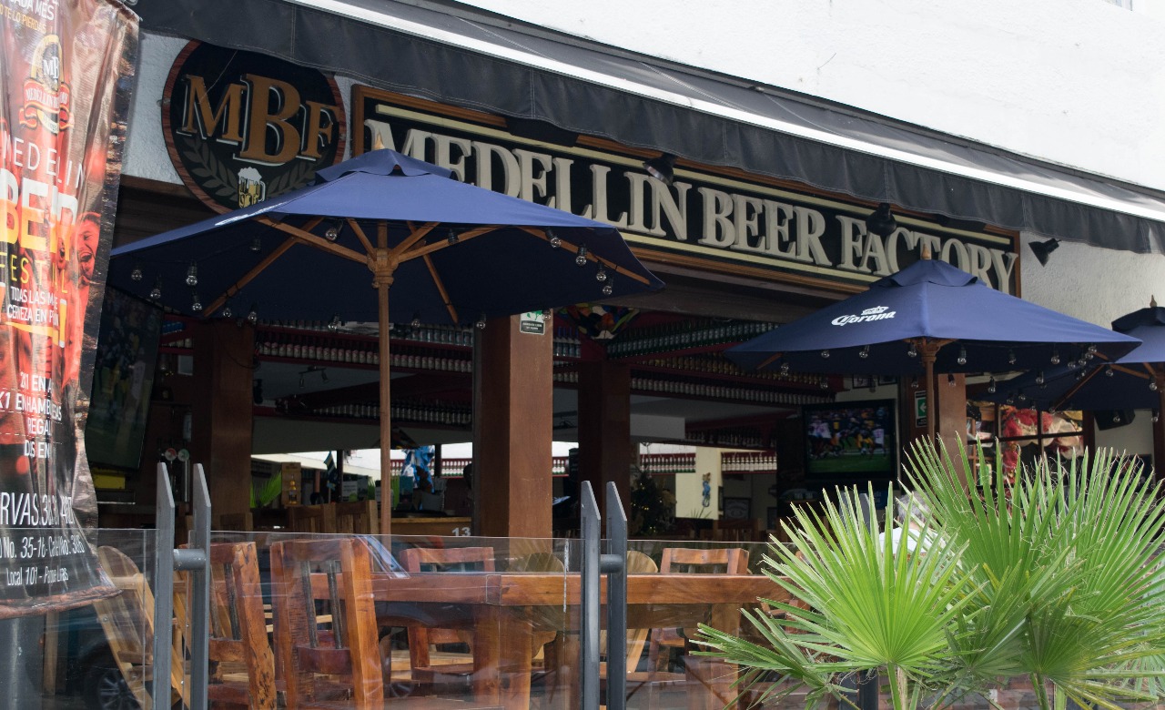 MBF is great for open-air drinking and people watching