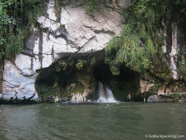 Caverna de los Guácharos Caverna de los Guácharos