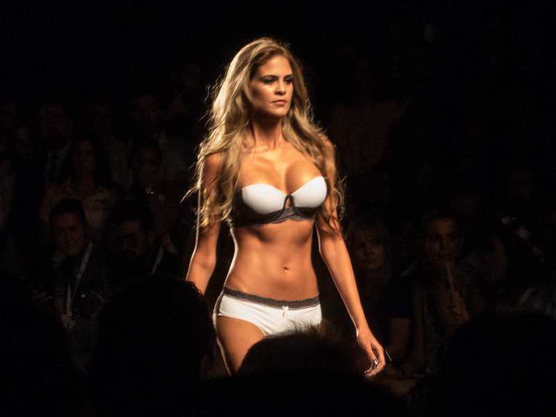 Al desfile de Leonisa asistieron Señorita Colombia y muchas modelos top
