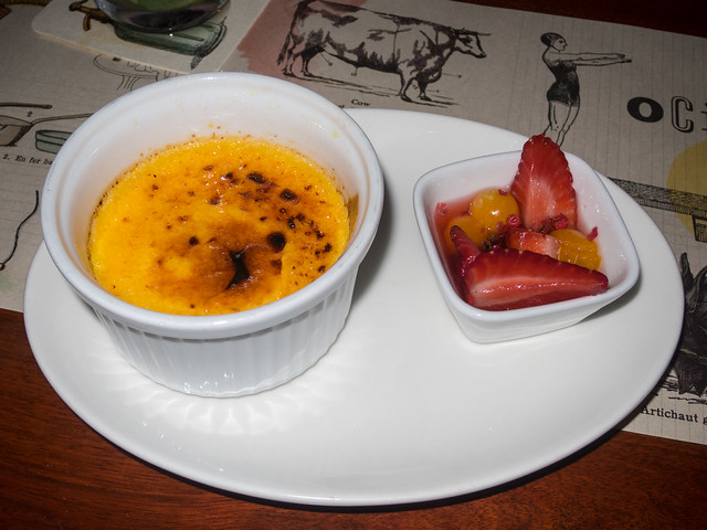 Crème brûlée with uchuvas Crème brûlée with uchuvas