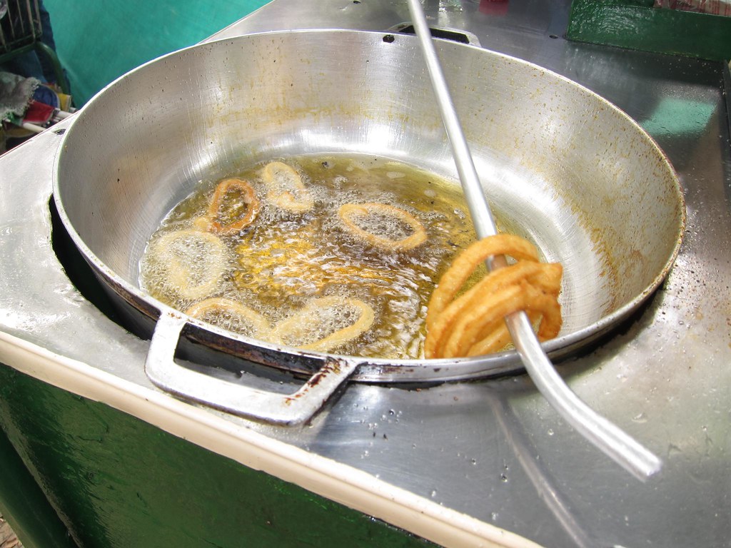 Estos aros de masa fritos son el equivalente de las donas en los EE. UU.