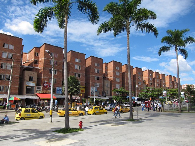 The daytime view when exiting the mall in Niquia The daytime view when exiting the mall in Niquia