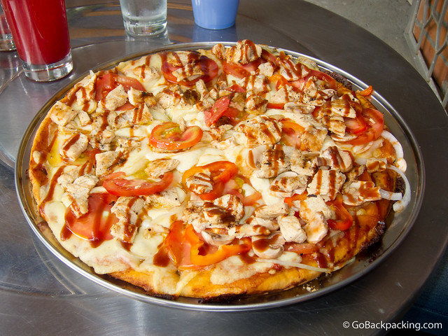 BBQ Pollo pizza