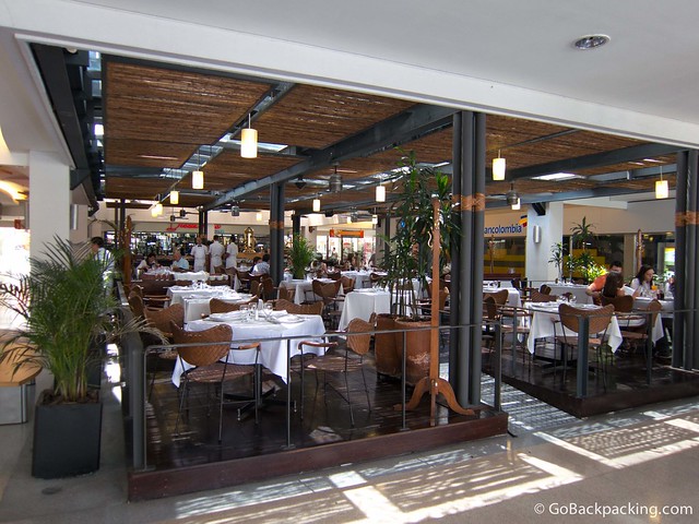Café Le Gris Café Le Gris at the entrance to Oviedo Mall