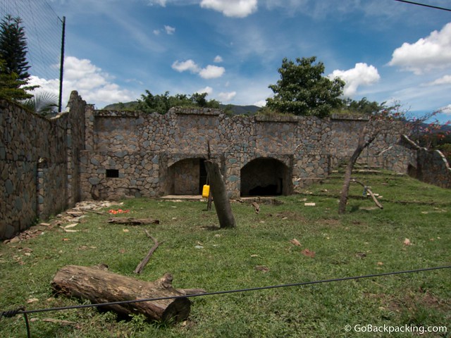 Bear enclosure Bear enclosure