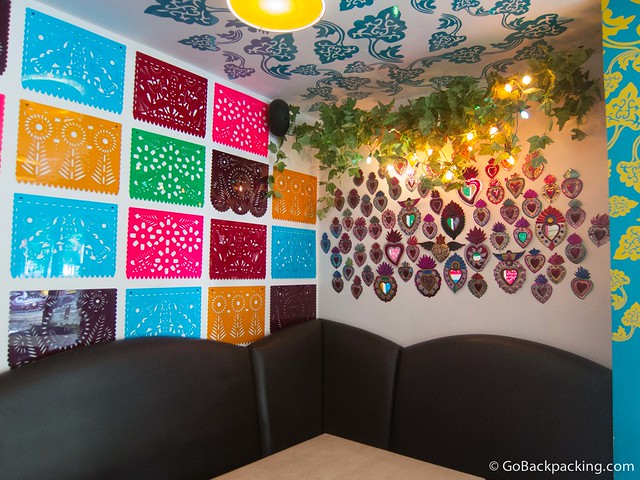 Decorations Heart-shaped mirrors form the backdrop behind one table